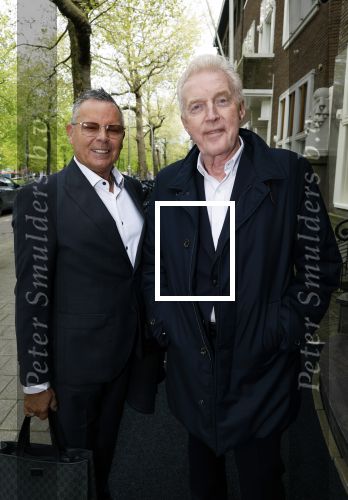 Amsterdam 23 april 2024
Boekpresntatie Andre v Duin in het Apollo first hotel. Andre met partner Fernando v Es