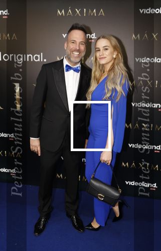 Amsterdam 15 april 2024
Premiere serie Maxima van Videoland in Tuschinski. Aanwezig oa Delfina Chaves en Martijn Lakemeier . Barry Paf met een kennis