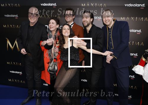 Amsterdam 15 april 2024
Premiere serie Maxima van Videoland in Tuschinski. Aanwezig oa Delfina Chaves en Martijn Lakemeier . Bart Chabot met vrouw en zoons Splinter Storm en