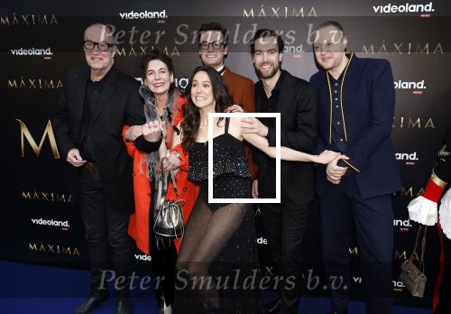 Amsterdam 15 april 2024
Premiere serie Maxima van Videoland in Tuschinski. Aanwezig oa Delfina Chaves en Martijn Lakemeier . Bart Chabot met vrouw en zoons Splinter Storm en