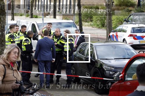Amsterdam 18 april 2024
Koningin Maxima en Koningin Latizia van Spanje bezoeken Lab6 in Amsterdam west en aansluiten gaan ze naar 10 jaar bestaan Amsterdam Spanish film festival in Tuschinski. Beveiliging en Politie