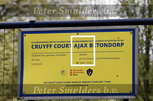 Amsterdam 17 april 2024
Staatsbezoek Nederland - Spanje met Koning Willem Alexander Koningin Maxima Koning Filipe en Koningin Letizia van Spanje aan Nederland . Koning Willem Alexander en Koning Felipe bezoeken Cruyff court in betondorp . oa aanwezig Jordy Cruijff Susila Cruijff Frank Rijkaard en Guus Hiddink.