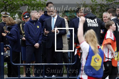 Amsterdam 17 april 2024
Staatsbezoek Nederland - Spanje met Koning Willem Alexander Koningin Maxima Koning Filipe en Koningin Letizia van Spanje aan Nederland . Koning Willem Alexander en Koning Felipe bezoeken Cruyff court in betondorp . oa aanwezig Jordy Cruijff Susila Cruijff Frank Rijkaard en Guus Hiddink. Daphne Koster