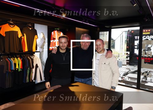 Amsterdam 2 april 2024
Tricorp vrachtwagen op de zuidas. edgar meijer met zijn collega\'s