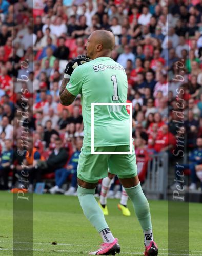 Eindhoven, 13 April 2024
Kompetitiewedstrijd PSV-Vitesse, eindstand 6-0
Elry Room