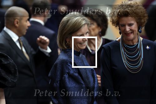 Amsterdam 18 april 2024
Contraprestatie
Koning Felipe en Koningin Letizia bieden het Koninklijk Paar een receptie aan in Museum STRAAT in Amsterdam. Hierbij is ook de Prinses van Oranje aanwezig. Tijdens de receptie openen de Koninklijke Paren een expositie van tien Spaanse en Nederlandse muurschilders. De tentoonstelling is tot en met 2 juni te bezoeken. Na de receptie neemt het Koninklijk Paar afscheid van de Spaanse Koning en Koningin. Aanwezig Koning Felipe Koningin Letizia Koning Willem Alexnader Koningin Maxima Prinses Amalia Prinses Margriet en Mr Pieter v Vollenhoven. Eveline v d Bent ( oude kindermeisje Prinses Amalia)