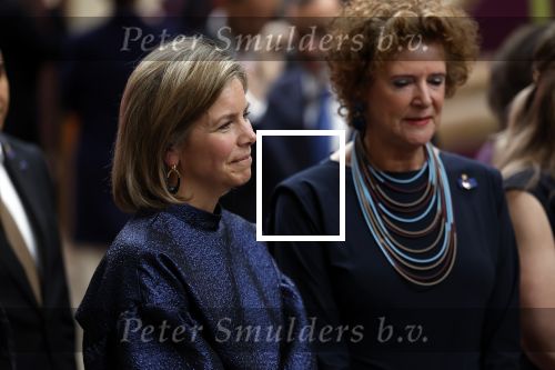 Amsterdam 18 april 2024
Contraprestatie
Koning Felipe en Koningin Letizia bieden het Koninklijk Paar een receptie aan in Museum STRAAT in Amsterdam. Hierbij is ook de Prinses van Oranje aanwezig. Tijdens de receptie openen de Koninklijke Paren een expositie van tien Spaanse en Nederlandse muurschilders. De tentoonstelling is tot en met 2 juni te bezoeken. Na de receptie neemt het Koninklijk Paar afscheid van de Spaanse Koning en Koningin. Aanwezig Koning Felipe Koningin Letizia Koning Willem Alexnader Koningin Maxima Prinses Amalia Prinses Margriet en Mr Pieter v Vollenhoven. Eveline v d Bent ( oude kindermeisje Prinses Amalia)
