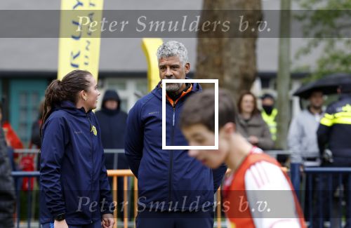 Amsterdam 17 april 2024
Staatsbezoek Nederland - Spanje met Koning Willem Alexander Koningin Maxima Koning Filipe en Koningin Letizia van Spanje aan Nederland . Koning Willem Alexander en Koning Felipe bezoeken Cruyff court in betondorp . oa aanwezig Jordy Cruijff Susila Cruijff Frank Rijkaard en Guus Hiddink.