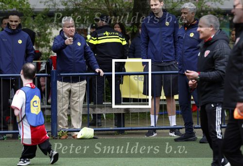 Amsterdam 17 april 2024
Staatsbezoek Nederland - Spanje met Koning Willem Alexander Koningin Maxima Koning Filipe en Koningin Letizia van Spanje aan Nederland . Koning Willem Alexander en Koning Felipe bezoeken Cruyff court in betondorp . oa aanwezig Jordy Cruijff Susila Cruijff Frank Rijkaard en Guus Hiddink.