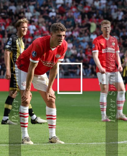 Eindhoven, 13 April 2024
Kompetitie PSV-Vitesse, eindstand 6-0
Guus Til