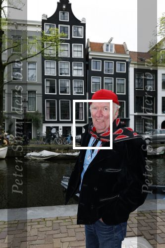 Amsterdam 9 april 2024
Harry Slinger met de schrijver van zijn boek Edwin Gitsels in de Jordaan waar Harry geboren is .