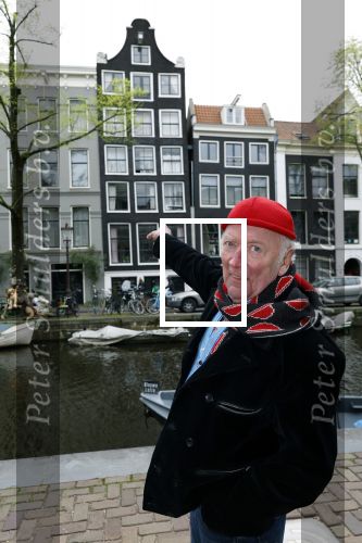 Amsterdam 9 april 2024
Harry Slinger met de schrijver van zijn boek Edwin Gitsels in de Jordaan waar Harry geboren is .