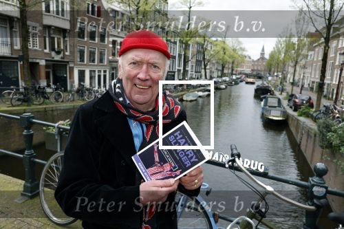 Amsterdam 9 april 2024
Harry Slinger met de schrijver van zijn boek Edwin Gitsels in de Jordaan waar Harry geboren is .