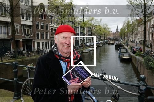 Amsterdam 9 april 2024
Harry Slinger met de schrijver van zijn boek Edwin Gitsels in de Jordaan waar Harry geboren is .