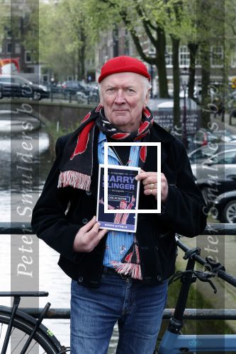 Amsterdam 9 april 2024
Harry Slinger met de schrijver van zijn boek Edwin Gitsels in de Jordaan waar Harry geboren is .