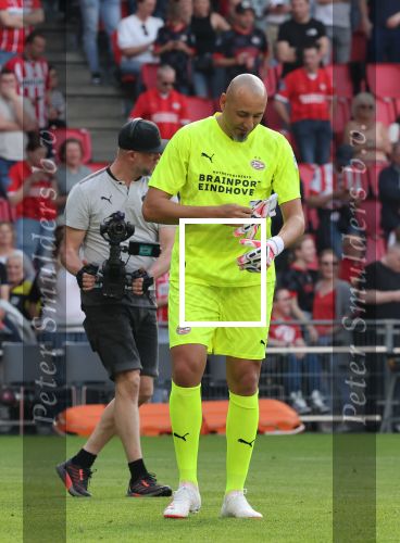 Eindhoven, 13 April 2024
Kompetitiewedstrijd PSV-Vitesse, eindstand 6-0
Blisembezoek van Heurelho Gomes