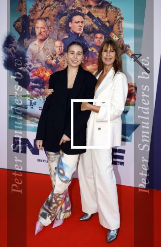 Amsterdam 8 april 2024
Premiere Invasie in Pathe Arena met oa Tarikh Jansen Ortal Vriend Raymond Thiry Gijs Scholten v Aschat Jasha Rudge Gijs Blom Fedja v Huet . Bobby Boermans is de regisseur. Isa Hoes kwam met haar kinderen Vlinder Kamerling en Merlijn Kamerling