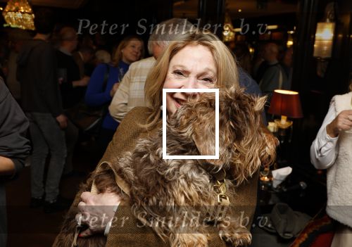 Amsterdam 23 april 2024
Boekpresntatie Andre v Duin in het Apollo first hotel. Janny v d Heijden had haar hond mee genomen