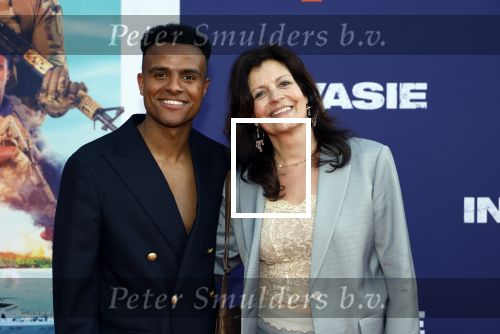 Amsterdam 8 april 2024
Premiere Invasie in Pathe Arena met oa 
 Jasha Rudge met moeder
