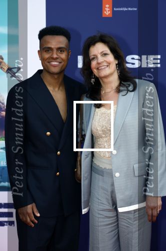 Amsterdam 8 april 2024
Premiere Invasie in Pathe Arena met oa 
 Jasha Rudge met moeder