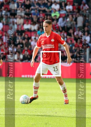 Eindhoven, 13 April 2024
Kompetitie PSV-Vitesse, eindstand 6-0
Joey Veerman