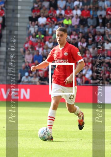 Eindhoven, 13 April 2024
Kompetitiewedstrijd PSV-Vitesse, eindstand 6-0
Joey Veerman