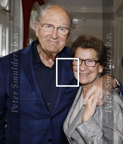 Amsterdam 23 april 2024
Boekpresntatie Andre v Duin in het Apollo first hotel. Joop v d Ende kwam met zijn vrouw Janine v d Ende