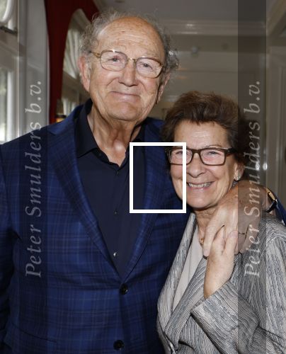 Amsterdam 23 april 2024
Boekpresntatie Andre v Duin in het Apollo first hotel. Joop v d Ende kwam met zijn vrouw Janine v d Ende