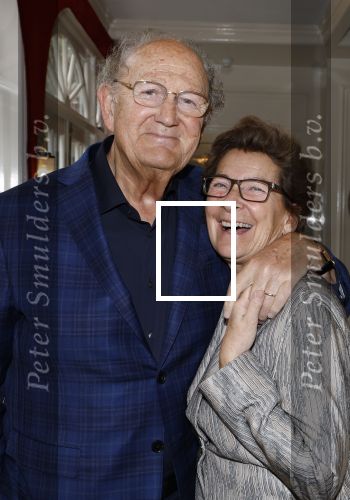 Amsterdam 23 april 2024
Boekpresntatie Andre v Duin in het Apollo first hotel. Joop v d Ende kwam met zijn vrouw Janine v d Ende