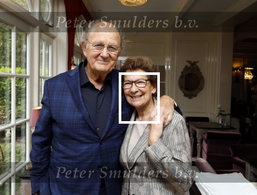 Amsterdam 23 april 2024
Boekpresntatie Andre v Duin in het Apollo first hotel. Joop v d Ende kwam met zijn vrouw Janine v d Ende
