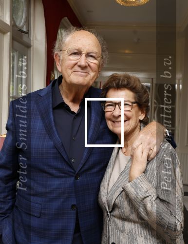 Amsterdam 23 april 2024
Boekpresntatie Andre v Duin in het Apollo first hotel. Joop v d Ende kwam met zijn vrouw Janine v d Ende