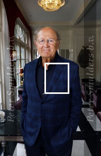 Amsterdam 23 april 2024
Boekpresntatie Andre v Duin in het Apollo first hotel. Joop v d Ende kwam met zijn vrouw Janine v d Ende