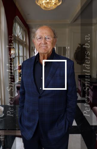 Amsterdam 23 april 2024
Boekpresntatie Andre v Duin in het Apollo first hotel. Joop v d Ende kwam met zijn vrouw Janine v d Ende