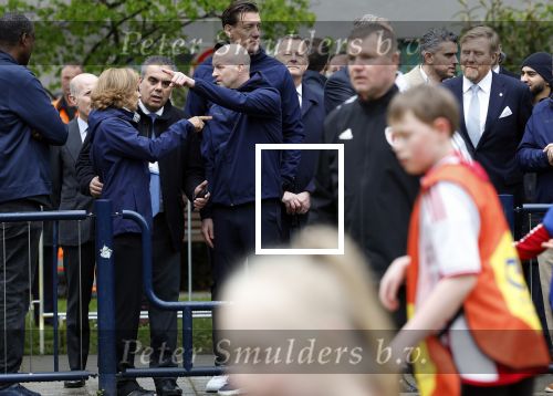 Amsterdam 17 april 2024
Staatsbezoek Nederland - Spanje met Koning Willem Alexander Koningin Maxima Koning Filipe en Koningin Letizia van Spanje aan Nederland . Koning Willem Alexander en Koning Felipe bezoeken Cruyff court in betondorp . oa aanwezig Jordy Cruijff Susila Cruijff Frank Rijkaard en Guus Hiddink.