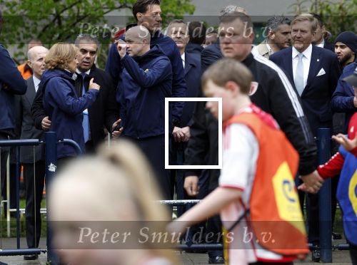 Amsterdam 17 april 2024
Staatsbezoek Nederland - Spanje met Koning Willem Alexander Koningin Maxima Koning Filipe en Koningin Letizia van Spanje aan Nederland . Koning Willem Alexander en Koning Felipe bezoeken Cruyff court in betondorp . oa aanwezig Jordy Cruijff Susila Cruijff Frank Rijkaard en Guus Hiddink.