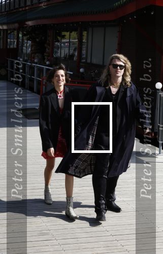 Amsterdam 21 april 2024
Jordy Huisman van Kris Kross Amsterdam viert zijn 40e verjaardag met een boottocht door de grachten van Amsterdam. Jordy Huisman met zijn vriendin Kathie Lam