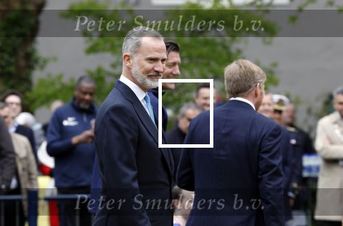 Amsterdam 17 april 2024
Staatsbezoek Nederland - Spanje met Koning Willem Alexander Koningin Maxima Koning Filipe en Koningin Letizia van Spanje aan Nederland . Koning Willem Alexander en Koning Felipe bezoeken Cruyff court in betondorp . oa aanwezig Jordy Cruijff Susila Cruijff Frank Rijkaard en Guus Hiddink.