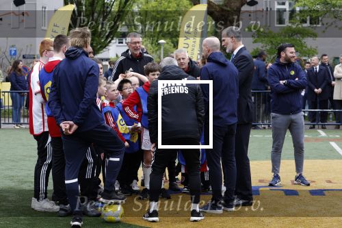 Amsterdam 17 april 2024
Staatsbezoek Nederland - Spanje met Koning Willem Alexander Koningin Maxima Koning Filipe en Koningin Letizia van Spanje aan Nederland . Koning Willem Alexander en Koning Felipe bezoeken Cruyff court in betondorp . oa aanwezig Jordy Cruijff Susila Cruijff Frank Rijkaard en Guus Hiddink.