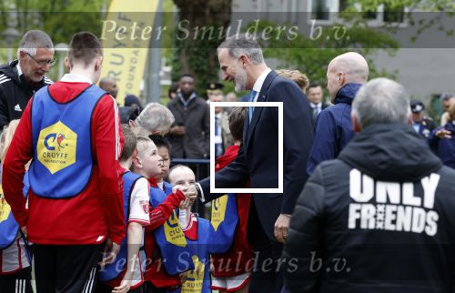 Amsterdam 17 april 2024
Staatsbezoek Nederland - Spanje met Koning Willem Alexander Koningin Maxima Koning Filipe en Koningin Letizia van Spanje aan Nederland . Koning Willem Alexander en Koning Felipe bezoeken Cruyff court in betondorp . oa aanwezig Jordy Cruijff Susila Cruijff Frank Rijkaard en Guus Hiddink.