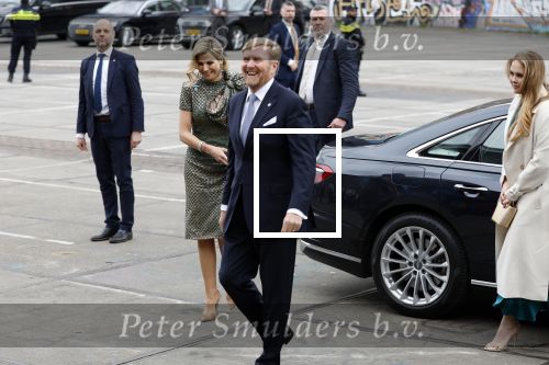 Amsterdam 18 april 2024
Contraprestatie
Koning Felipe en Koningin Letizia bieden het Koninklijk Paar een receptie aan in Museum STRAAT in Amsterdam. Hierbij is ook de Prinses van Oranje aanwezig. Tijdens de receptie openen de Koninklijke Paren een expositie van tien Spaanse en Nederlandse muurschilders. De tentoonstelling is tot en met 2 juni te bezoeken. Na de receptie neemt het Koninklijk Paar afscheid van de Spaanse Koning en Koningin. Aanwezig Koning Felipe Koningin Letizia Koning Willem Alexnader Koningin Maxima Prinses Amalia Prinses Margriet en Mr Pieter v Vollenhoven.