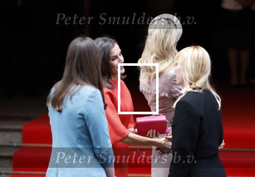 Amsterdam 18 april 2024
Koningin Maxima en Koningin Latizia van Spanje bezoeken Lab6 in Amsterdam west en aansluiten gaan ze naar 10 jaar bestaan Amsterdam Spanish film festival in Tuschinski.
Koningin Letizia