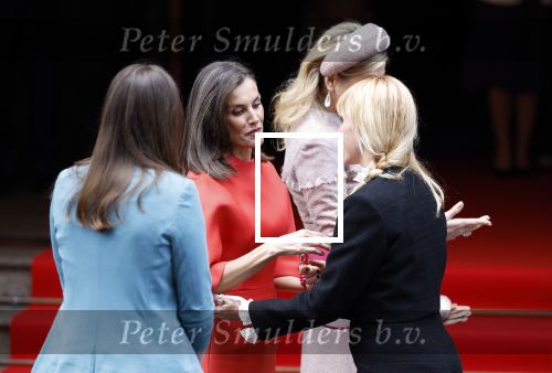 Amsterdam 18 april 2024
Koningin Maxima en Koningin Latizia van Spanje bezoeken Lab6 in Amsterdam west en aansluiten gaan ze naar 10 jaar bestaan Amsterdam Spanish film festival in Tuschinski.
Koningin Letizia