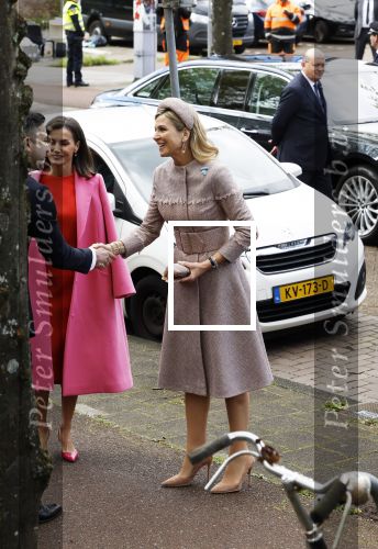 Amsterdam 18 april 2024
Koningin Maxima en Koningin Latizia van Spanje bezoeken Lab6 in Amsterdam west en aansluiten gaan ze naar 10 jaar bestaan Amsterdam Spanish film festival in Tuschinski.