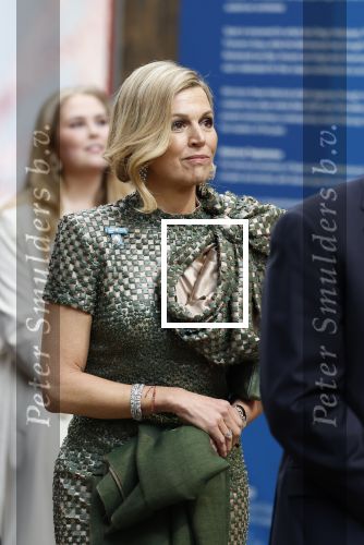 Amsterdam 18 april 2024
Contraprestatie
Koning Felipe en Koningin Letizia bieden het Koninklijk Paar een receptie aan in Museum STRAAT in Amsterdam. Hierbij is ook de Prinses van Oranje aanwezig. Tijdens de receptie openen de Koninklijke Paren een expositie van tien Spaanse en Nederlandse muurschilders. De tentoonstelling is tot en met 2 juni te bezoeken. Na de receptie neemt het Koninklijk Paar afscheid van de Spaanse Koning en Koningin. Aanwezig Koning Felipe Koningin Letizia Koning Willem Alexnader Koningin Maxima Prinses Amalia Prinses Margriet en Mr Pieter v Vollenhoven.