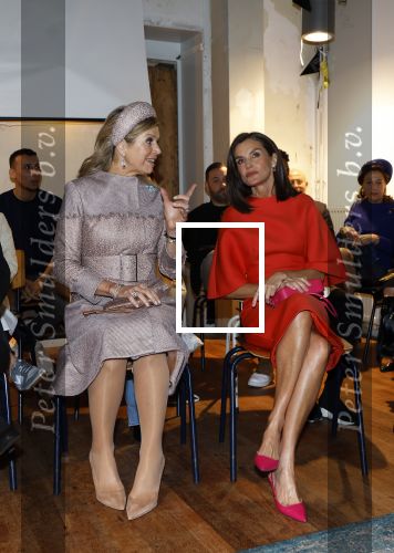 Amsterdam 18 april 2024
Koningin Maxima en Koningin Latizia van Spanje bezoeken Lab6 in Amsterdam west en aansluiten gaan ze naar 10 jaar bestaan Amsterdam Spanish film festival in Tuschinski.