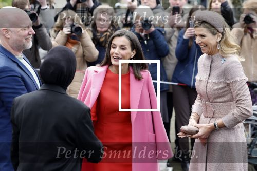 Amsterdam 18 april 2024
Koningin Maxima en Koningin Latizia van Spanje bezoeken Lab6 in Amsterdam west en aansluiten gaan ze naar 10 jaar bestaan Amsterdam Spanish film festival in Tuschinski.
