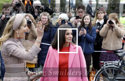 Amsterdam 18 april 2024
Koningin Maxima en Koningin Latizia van Spanje bezoeken Lab6 in Amsterdam west en aansluiten gaan ze naar 10 jaar bestaan Amsterdam Spanish film festival in Tuschinski.