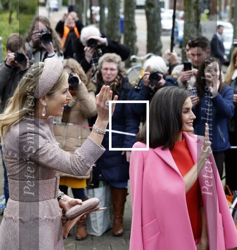 Amsterdam 18 april 2024
Koningin Maxima en Koningin Latizia van Spanje bezoeken Lab6 in Amsterdam west en aansluiten gaan ze naar 10 jaar bestaan Amsterdam Spanish film festival in Tuschinski.