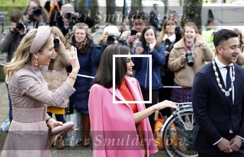 Amsterdam 18 april 2024
Koningin Maxima en Koningin Latizia van Spanje bezoeken Lab6 in Amsterdam west en aansluiten gaan ze naar 10 jaar bestaan Amsterdam Spanish film festival in Tuschinski.