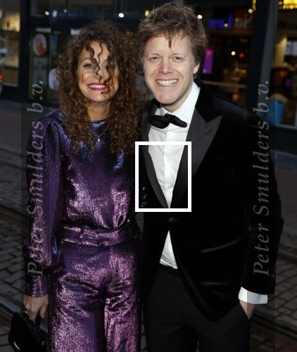 Amsterdam 15 april 2024
Premiere serie Maxima van Videoland in Tuschinski. Aanwezig oa Delfina Chaves en Martijn Lakemeier . Lex Uiting met partner